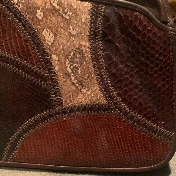 🤩Host Pick🤩 1980s vintage Convertible clutch👝 - Picture 8 of 10
